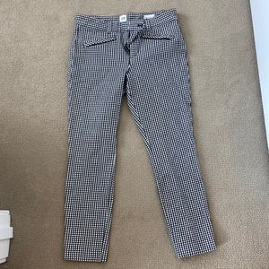 GAP Signature Skinny Dress Pants